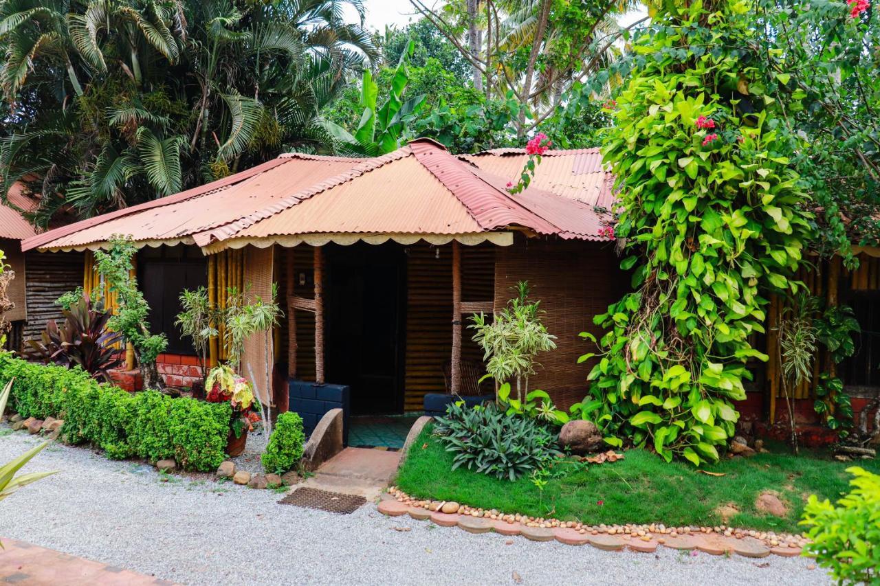Kerala Bamboo House Hotel Varkala Esterno foto