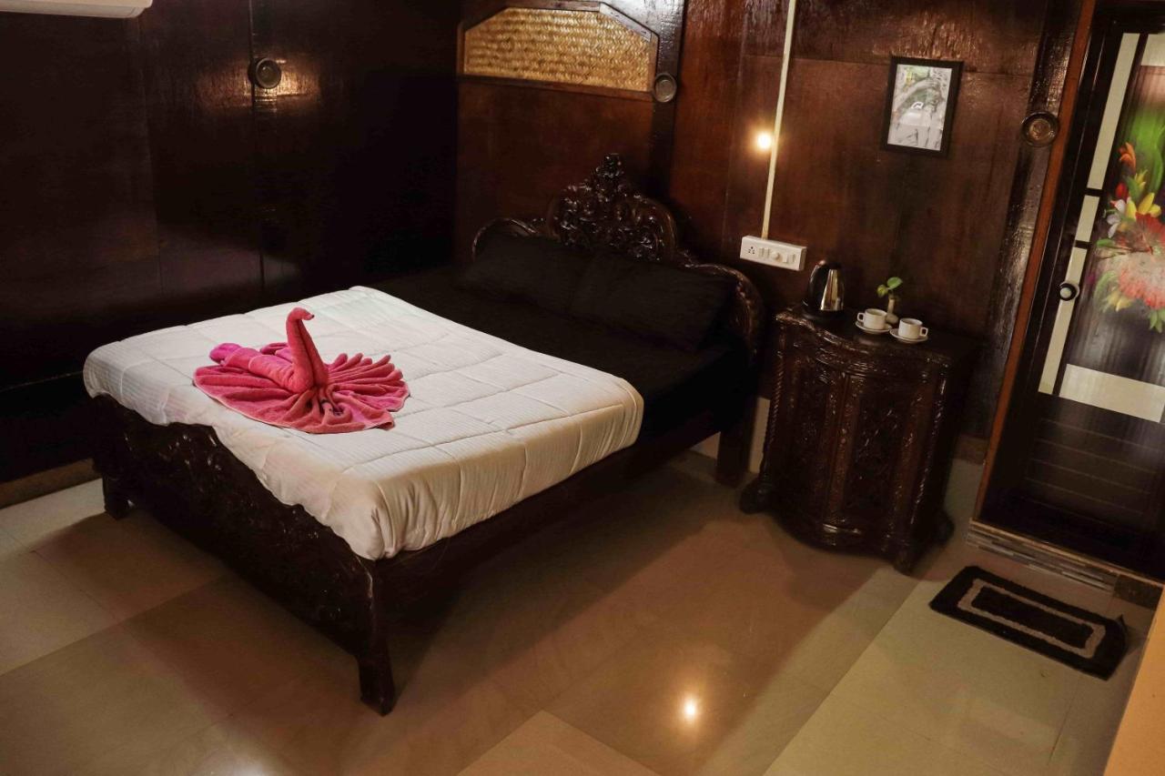 Kerala Bamboo House Hotel Varkala Esterno foto