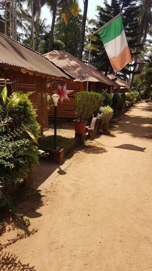 Kerala Bamboo House Hotel Varkala Esterno foto