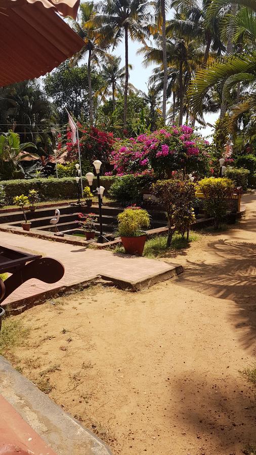 Kerala Bamboo House Hotel Varkala Esterno foto