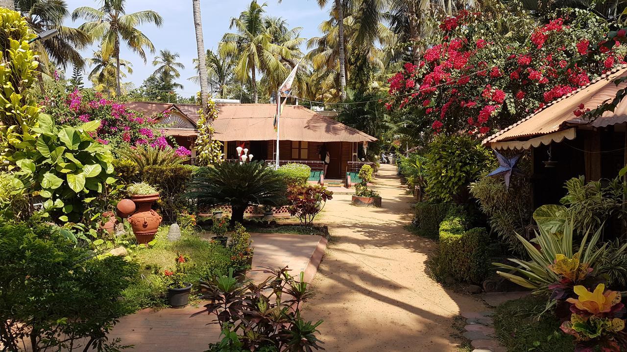 Kerala Bamboo House Hotel Varkala Esterno foto